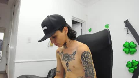 Snapshot of straightboy_nick chatting on 03/28/26, 10:20 NICK online show from 03/28/26, 10:20