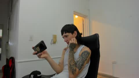 Snapshot of straightboy_nick chatting on 04/10/26, 08:46 NICK online show from 04/10/26, 08:46