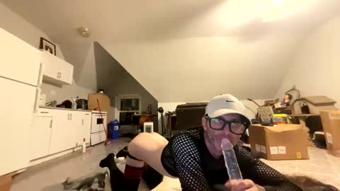 Snapshot of straightexhibitionistforcocks chatting on 09/20/25, 12:33 straightexhibitionistforcocks online show from 09/20/25, 12:33