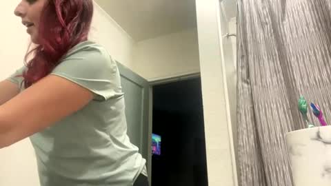 Snapshot of straightoutthetrailer chatting on 12/13/24, 04:54 lucille beatrice luficer call me lucy online show from 12/13/24, 04:54