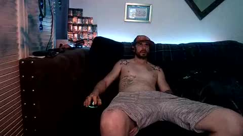 Snapshot of straitpipermann22 chatting on 04/03/26, 08:07 straitpipermann22 online show from 04/03/26, 08:07