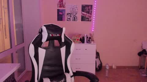 Ray online show from 12/12/24, 06:14