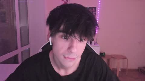 Ray online show from 12/25/24, 12:16