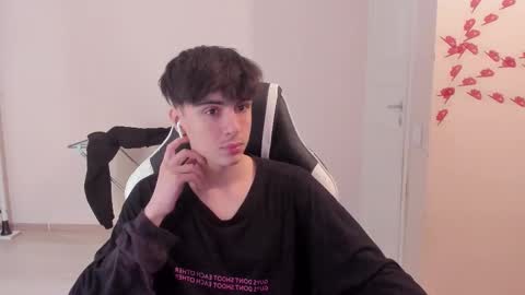 Ray online show from 03/05/25, 01:17