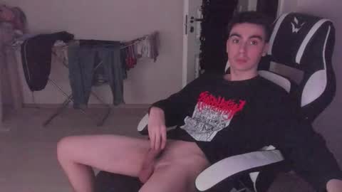 Ray online show from 10/07/25, 04:37