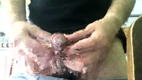 Snapshot of strandedstarfish chatting on 04/25/26, 08:50 strandedstarfish online show from 04/25/26, 08:50