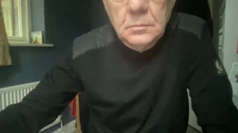 Snapshot of stranger6666666 chatting on 11/10/25, 11:09 stranger66666 online show from 11/10/25, 11:09