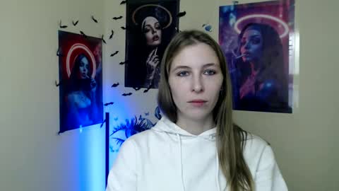 Amalia online show from 11/04/25, 01:10