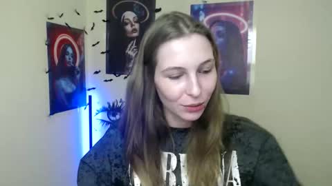 Amalia online show from 12/15/25, 01:37