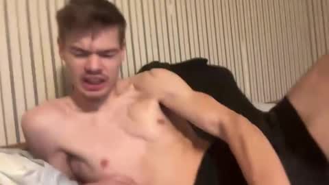 Snapshot of stratman301 chatting on 12/19/24, 02:13 stratman301 online show from 12/19/24, 02:13