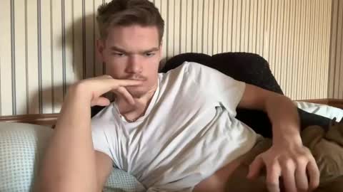 Snapshot of stratman301 chatting on 01/29/25, 02:53 stratman301 online show from 01/29/25, 02:53