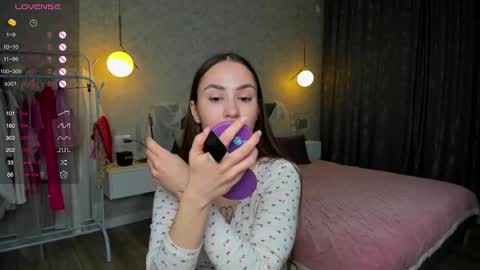 Laura online show from 02/16/26, 01:35