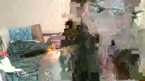 Snapshot of strawberry_storm chatting on 09/25/25, 09:07 Strawberry Storm online show from 09/25/25, 09:07