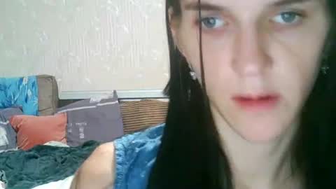 Snapshot of strawberry_storm chatting on 10/13/25, 07:03 Strawberry Storm online show from 10/13/25, 07:03