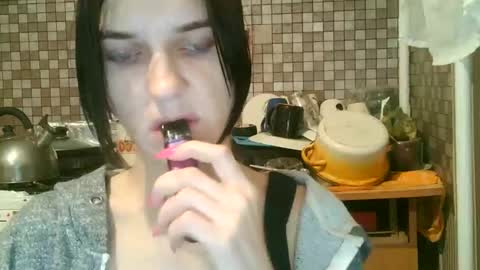 Snapshot of strawberry_storm chatting on 11/03/25, 09:48 Strawberry Storm online show from 11/03/25, 09:48