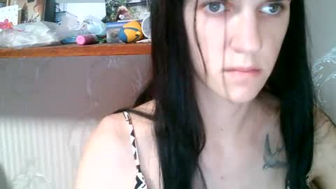 Snapshot of strawberry_storm chatting on 06/29/26, 05:57 Strawberry Storm online show from 06/29/26, 05:57