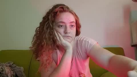 Snapshot of strawberrylotsacake chatting on 09/23/25, 01:36 Strawberrylotsacake online show from 09/23/25, 01:36