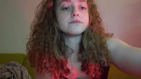 Snapshot of strawberrylotsacake chatting on 09/25/25, 11:41 Strawberrylotsacake online show from 09/25/25, 11:41