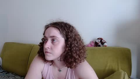Snapshot of strawberrylotsacake chatting on 05/20/26, 04:57 Strawberrylotsacake online show from 05/20/26, 04:57