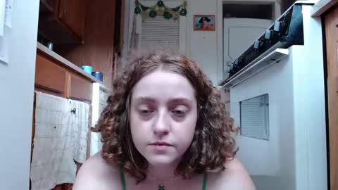 Snapshot of strawberrylotsacake chatting on 05/22/26, 04:23 Strawberrylotsacake online show from 05/22/26, 04:23