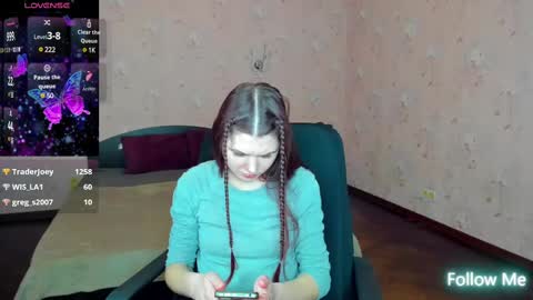 Snapshot of strawberrylux chatting on 02/28/25, 10:20 Strawberrylux online show from 02/28/25, 10:20