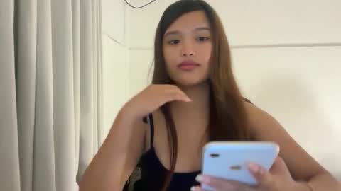 Snapshot of strawbey_ie chatting on 05/07/26, 06:13 shania online show from 05/07/26, 06:13