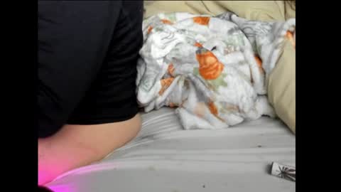 Snapshot of strawboy300 chatting on 01/06/25, 02:58 strawboy300 online show from 01/06/25, 02:58