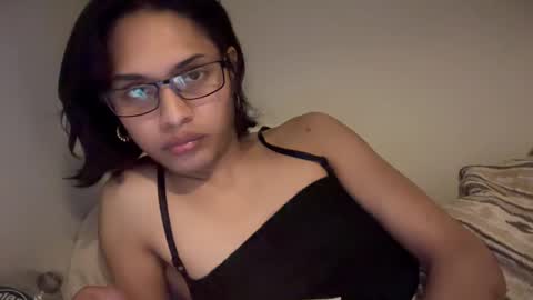 Snapshot of strgrlrsng chatting on 03/10/25, 07:10 Stargirl online show from 03/10/25, 07:10