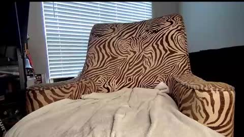 Snapshot of stricked chatting on 02/16/25, 04:10 JVCKRABBIT online show from 02/16/25, 04:10