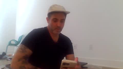 Snapshot of strictdaddy13 chatting on 11/03/25, 03:13 strictdaddy13 online show from 11/03/25, 03:13