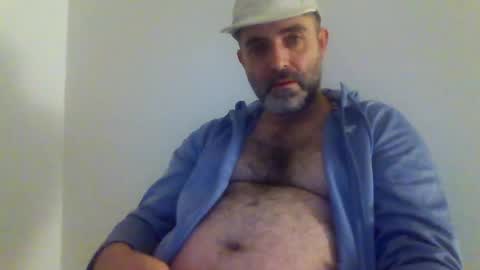 Snapshot of strictdaddy13 chatting on 11/25/25, 09:53 strictdaddy13 online show from 11/25/25, 09:53