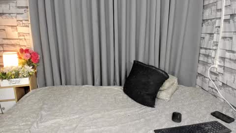 Stacy online show from 01/08/25, 01:00