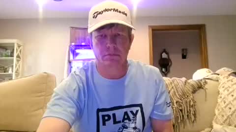Snapshot of strippokerplayer chatting on 06/11/26, 05:44 strippokerplayer online show from 06/11/26, 05:44