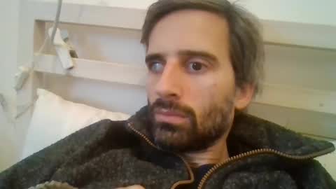 stroke1 online show from 02/11/25, 07:44