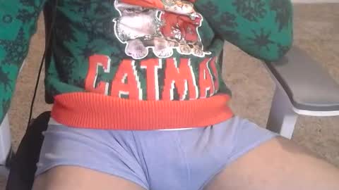 Snapshot of stroke_n_choke26 chatting on 12/17/25, 02:45 Rod Cox online show from 12/17/25, 02:45