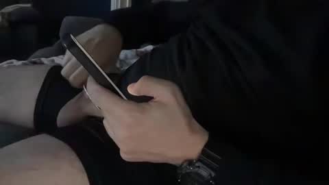 Snapshot of stroking33again chatting on 11/06/25, 04:13 stroking33again online show from 11/06/25, 04:13