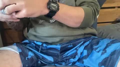 Snapshot of stroking33again chatting on 11/15/25, 02:13 stroking33again online show from 11/15/25, 02:13