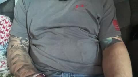 Snapshot of stroking33again chatting on 12/21/25, 07:21 stroking33again online show from 12/21/25, 07:21