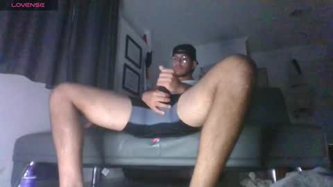 Snapshot of strokingdaddy4 chatting on 09/23/25, 12:19 strokingdaddy4 online show from 09/23/25, 12:19