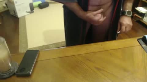 stromg2000 online show from 12/22/24, 05:32