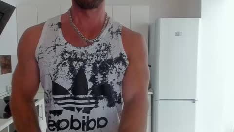 Strong Arni online show from 02/11/25, 08:37