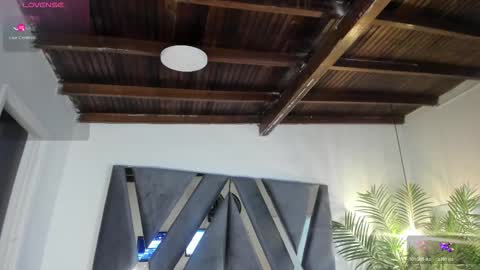 Alexa   online show from 12/22/25, 11:07