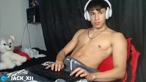 Snapshot of strong_jackxxx chatting on 11/07/25, 03:28 Daddy Jack online show from 11/07/25, 03:28