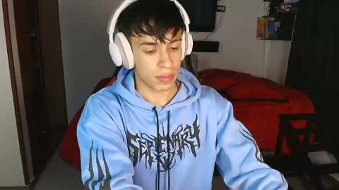 Snapshot of strong_jackxxx chatting on 04/14/26, 04:18 Daddy Jack online show from 04/14/26, 04:18