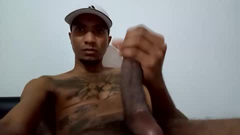 stronganddelicious online show from 11/17/25, 06:19