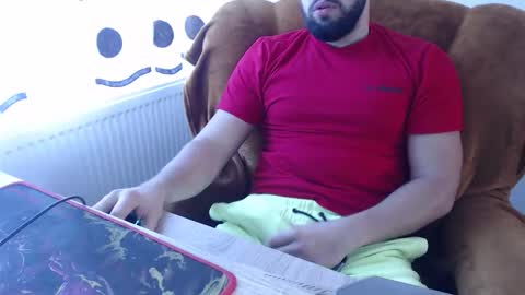 StrongCoffee online show from 11/06/25, 09:43