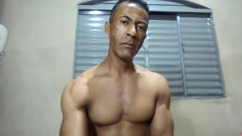 Snapshot of strongdaddyfantastic chatting on 02/10/26, 08:35 strongdaddyfantastic online show from 02/10/26, 08:35