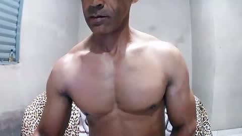 Snapshot of strongdaddyfantastic chatting on 07/13/26, 11:07 strongdaddyfantastic online show from 07/13/26, 11:07