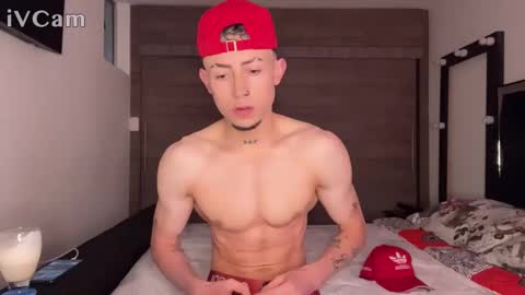 Snapshot of stronghardlatino chatting on 03/15/26, 04:24 stronghardlatino online show from 03/15/26, 04:24