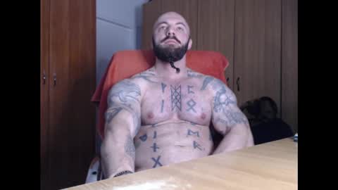 Snapshot of strongivan chatting on 01/17/25, 04:49 StrongIvan online show from 01/17/25, 04:49